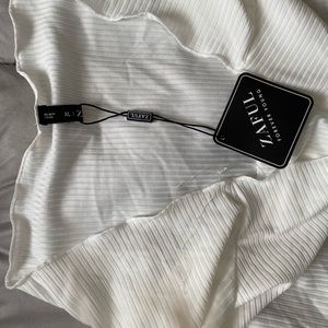 White off the shoulder crop top